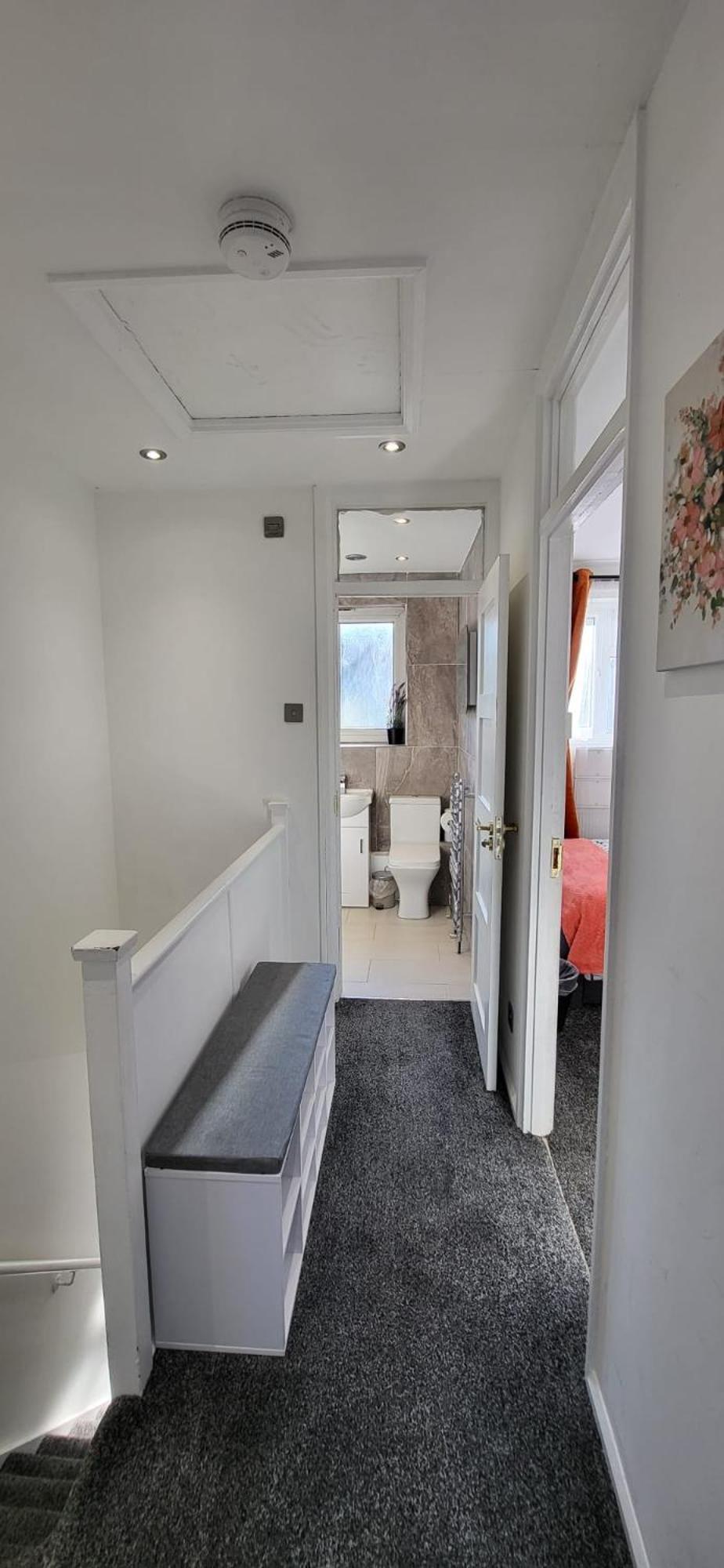 Сasa de vacaciones Delight Home-london Airport & Excel *